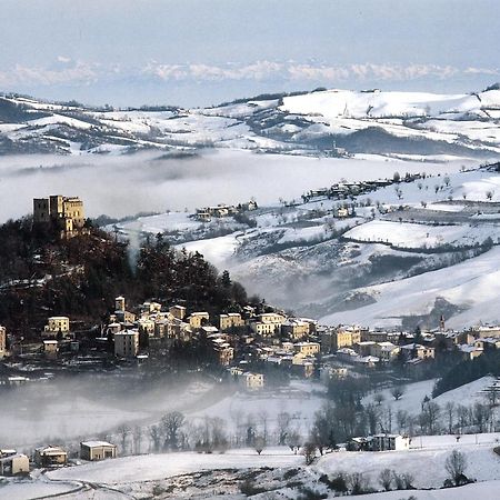 Casavacanzedezza Montecalvo Versiggia Exteriör bild
