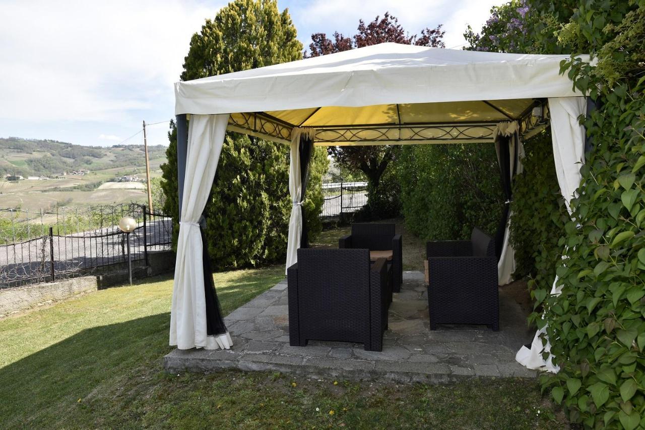 Casavacanzedezza Montecalvo Versiggia Exteriör bild