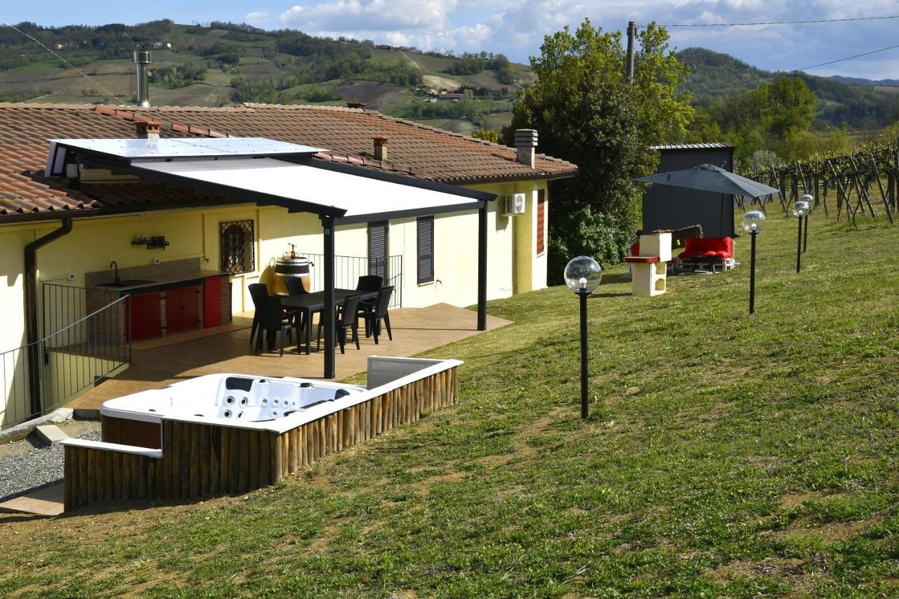 Casavacanzedezza Montecalvo Versiggia Exteriör bild