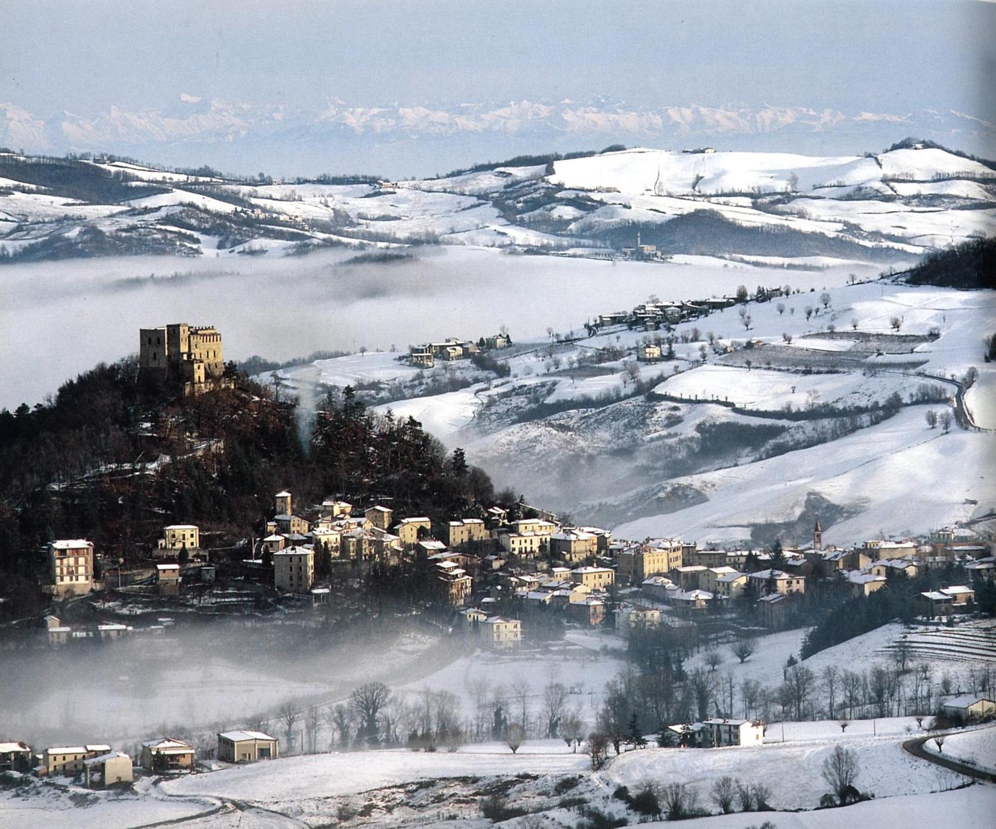Casavacanzedezza Montecalvo Versiggia Exteriör bild