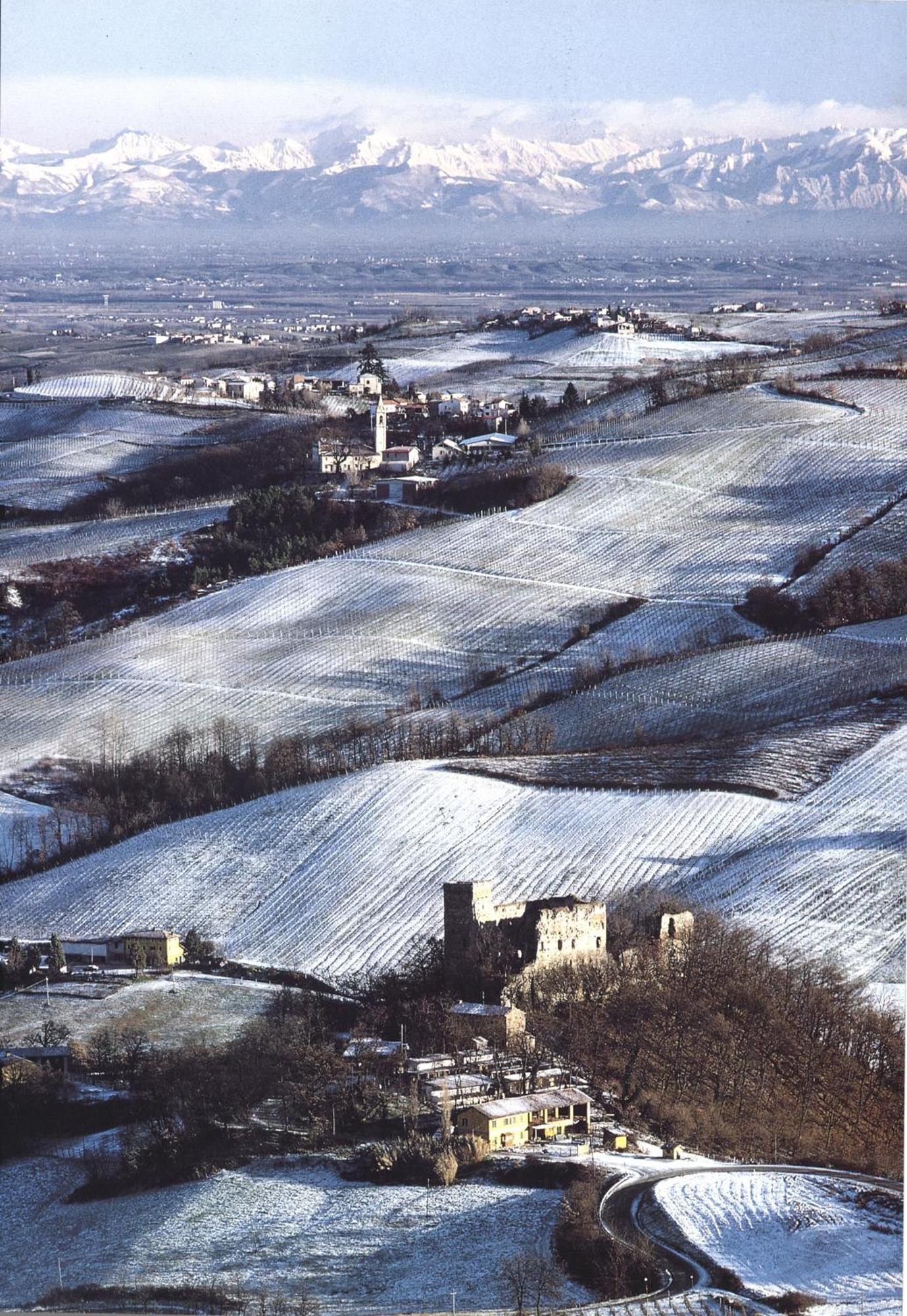 Casavacanzedezza Montecalvo Versiggia Exteriör bild