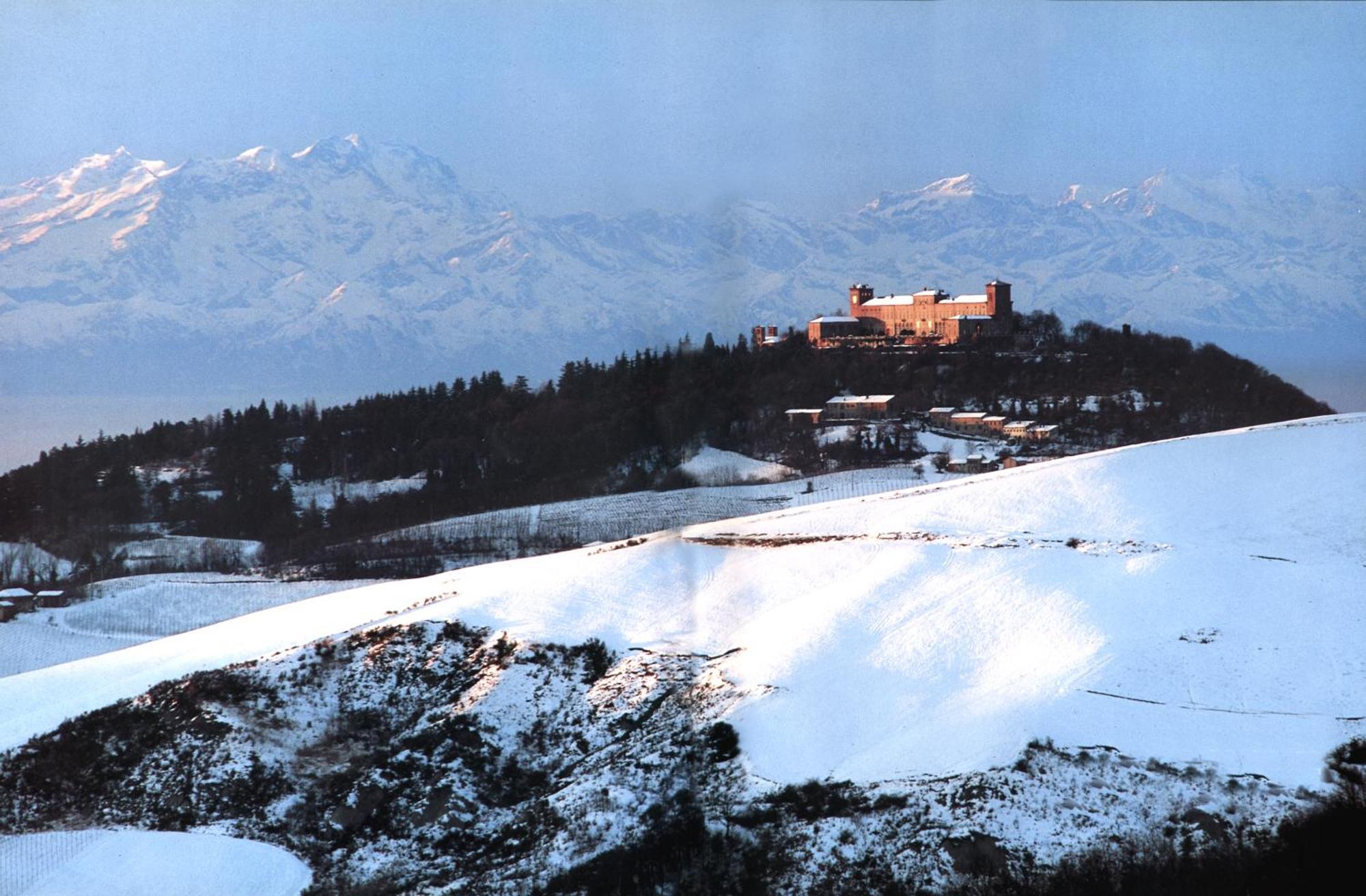 Casavacanzedezza Montecalvo Versiggia Exteriör bild