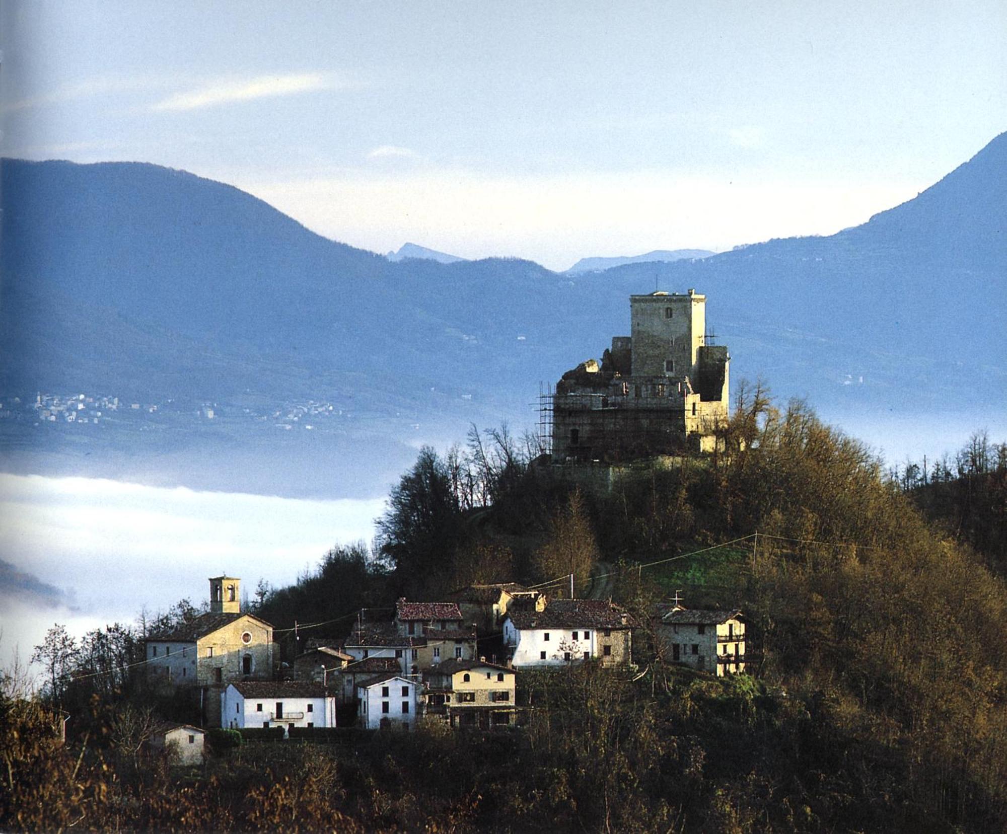 Casavacanzedezza Montecalvo Versiggia Exteriör bild